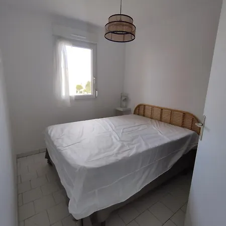 Apartment Near The Port And The *