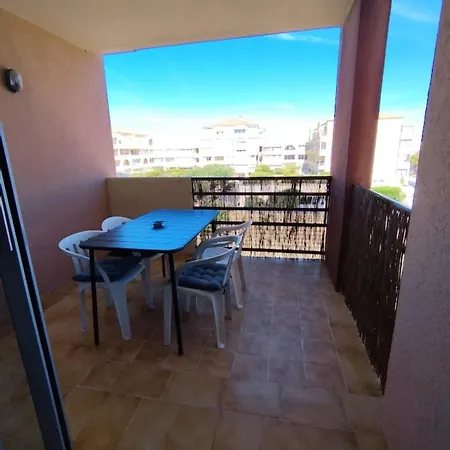 Apartment Near The Port And The *